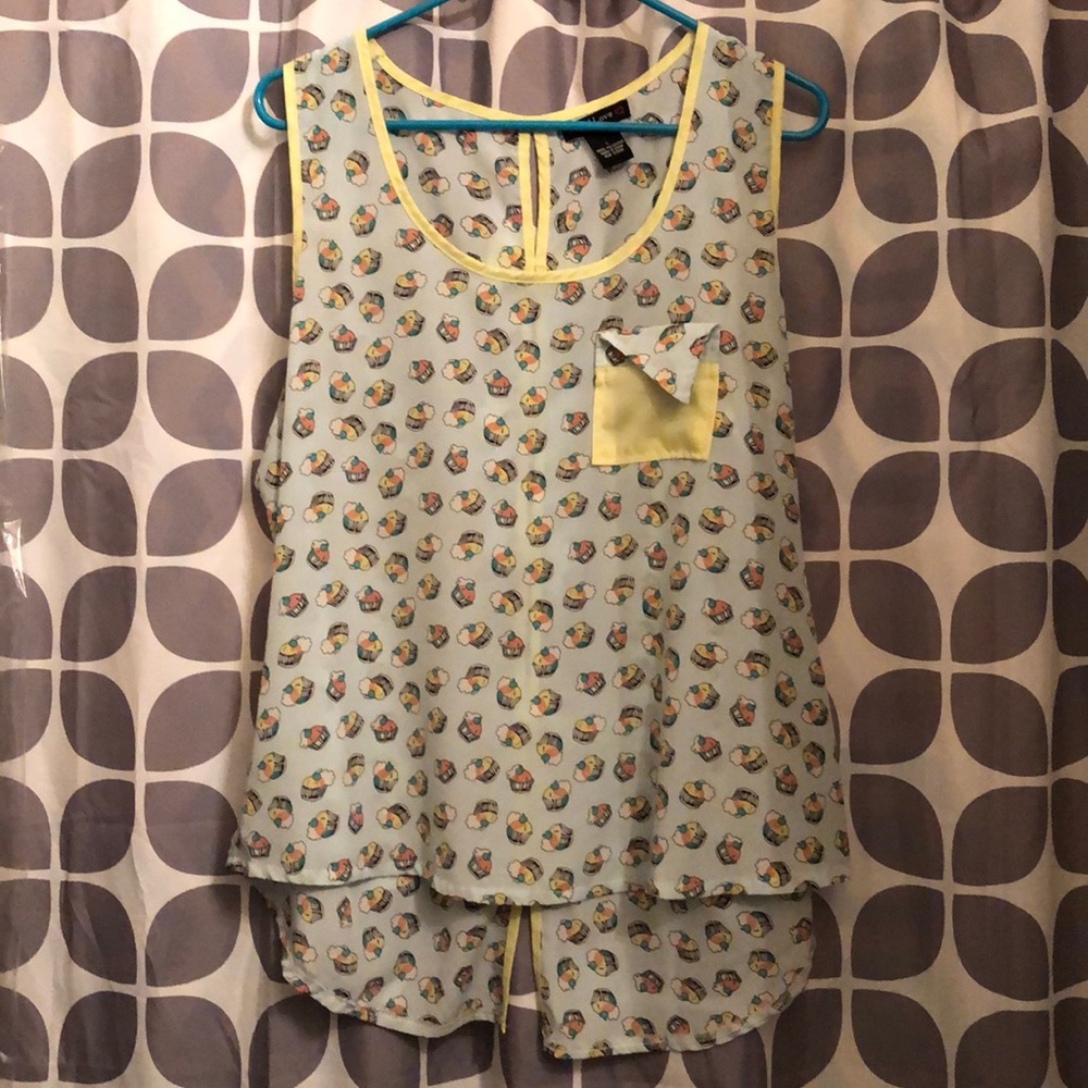 Cupcake Sleeveless Top with bows in the back